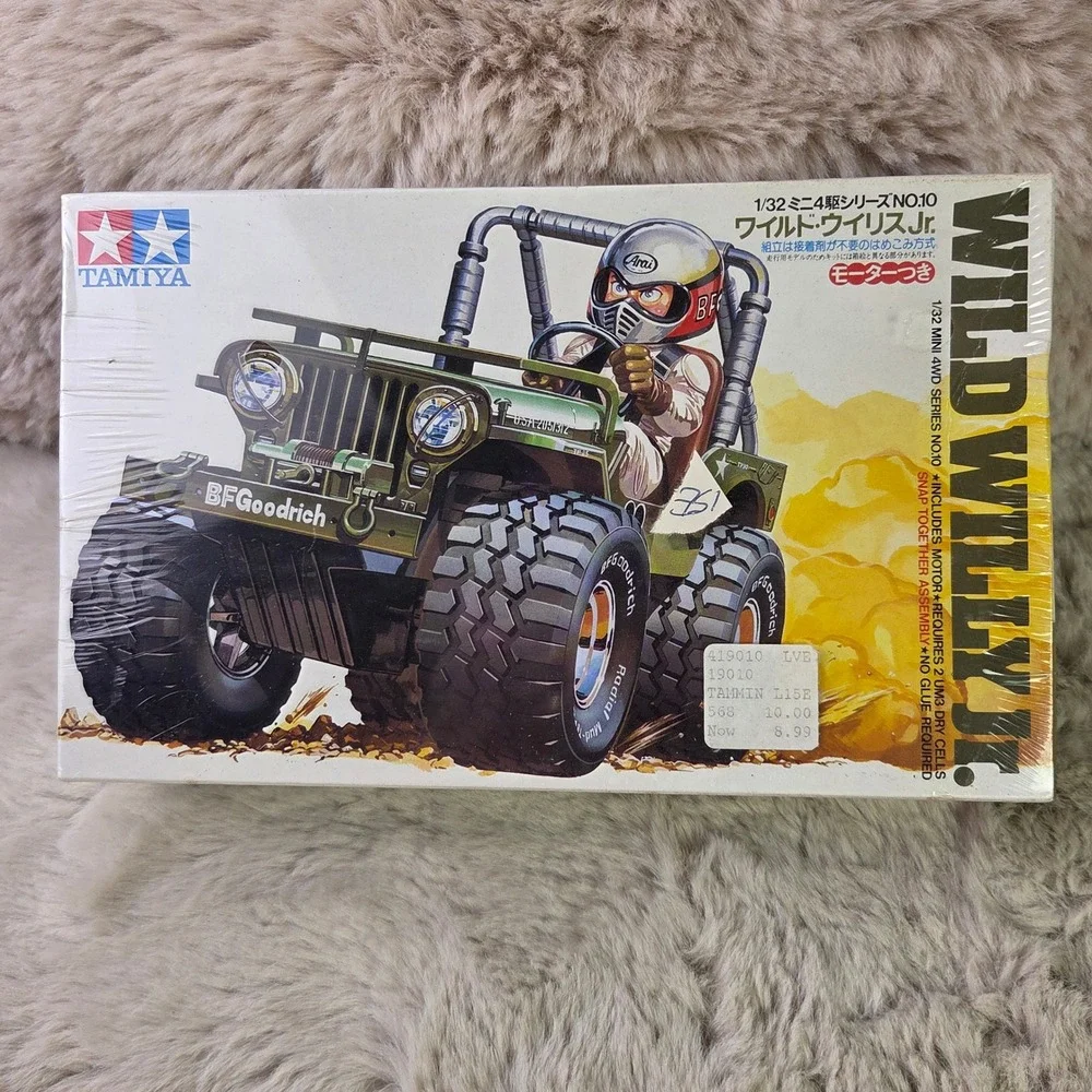 Tamiya Wild Willy Jr 1/32 Mini 4WD Series No 10 Willys M38 Model Kit 19010